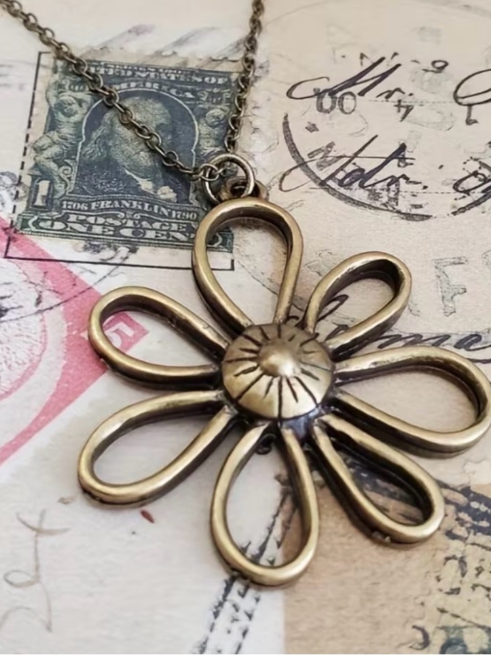 Antique Gold Flower Pendant Necklace - Women Jewelry
